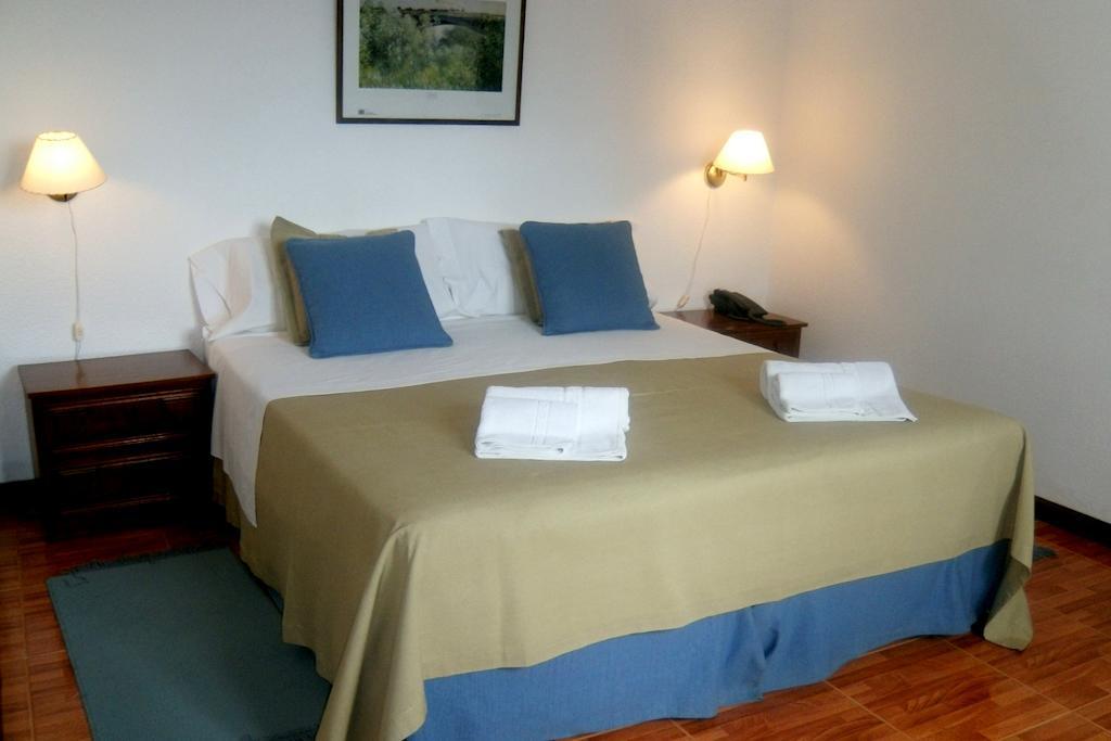 Las Ardillas Cabanas Y Suites La Falda Δωμάτιο φωτογραφία