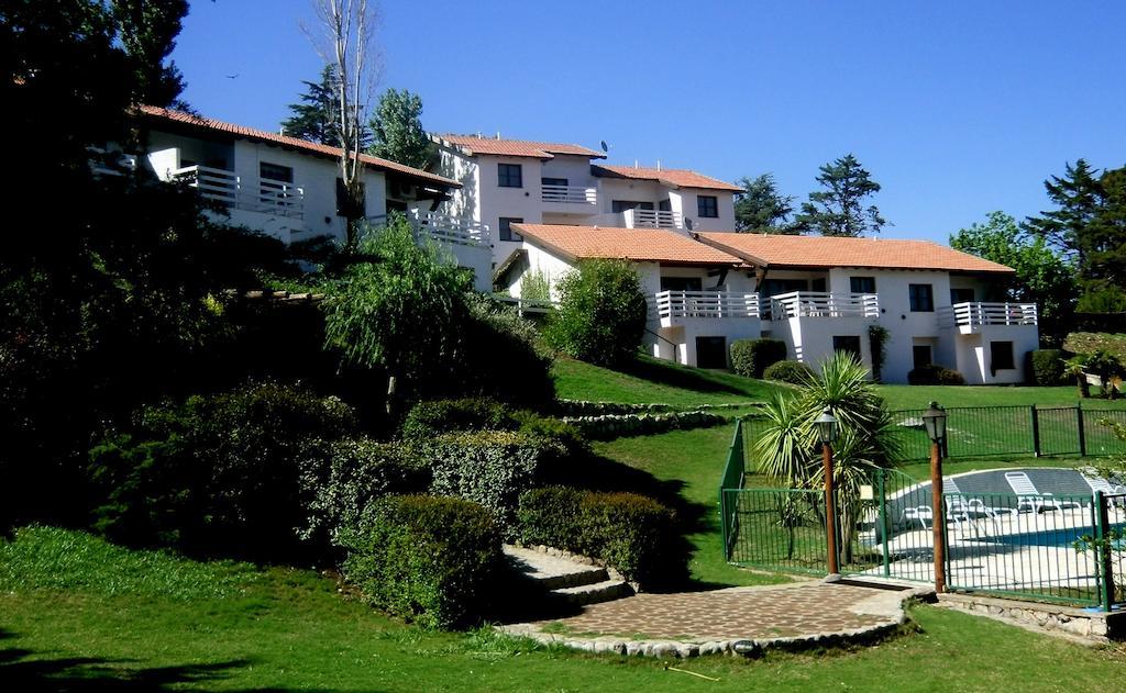 Las Ardillas Cabanas Y Suites La Falda Εξωτερικό φωτογραφία